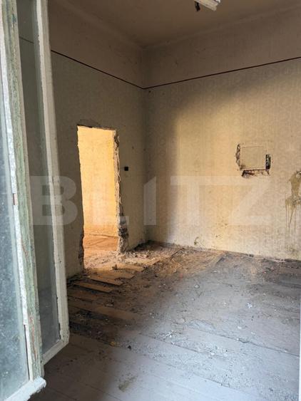 Clădire impunătoare ultracentral, 1067 mp utili, teren 611mp, zona ultracentral