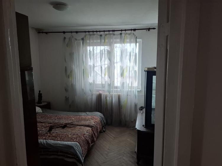 Apartament 2 camere, etaj 4/4, 42 mp totali, zona Sud – Mausoleul Eroilor