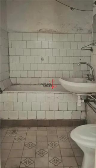 Eatj 1/10, bloc reabilitat langa parcurile Tei si Circului