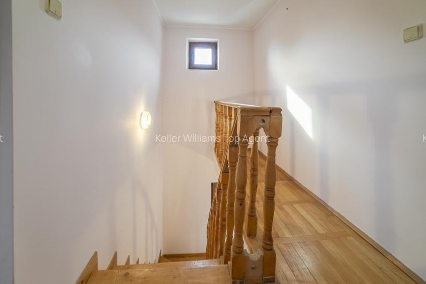 Tartasesti,str. Principala, 3040 mp teren, P+1, casa 1998, deschidere 12 m - 8