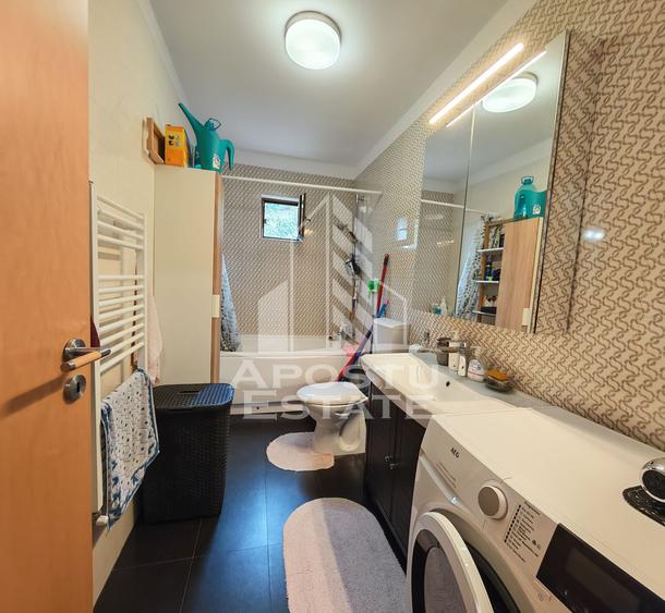 Apartament cu 2 camere de vanzare, centrala proprie, zona Aradului