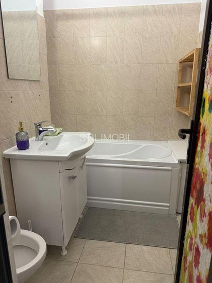 Inchiriez apartament 3 camere semidecomandat capat cug - 6