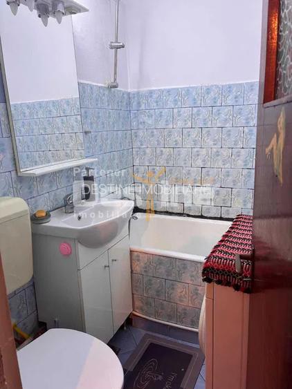 Apartament 2 camere, decomandat ,sector 6 - 7