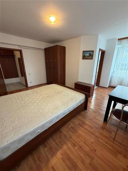 Vanzare garsoniera decomandata in bloc de apartamente, zona Garii