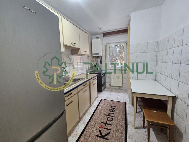 Apartament de inchiriat 3 camere decomandat, et. 1, Mihai Viteazu, Sibiu
