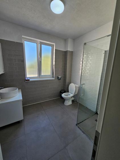 Apartament 2 camere decomandat Complex Studentesc - loc de parcare !!