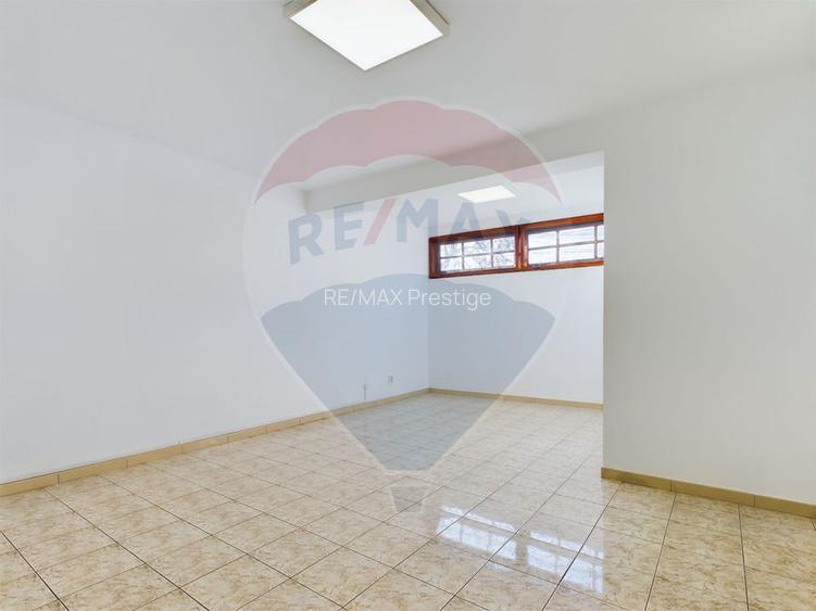 Casa cu 5 camere de inchiriat 210 mp | Eroii Revolutiei - 9
