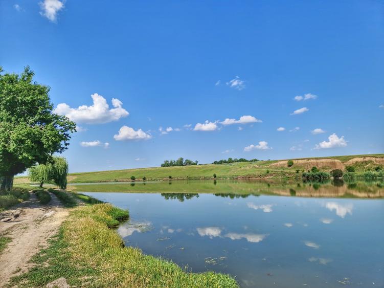 Teren cu deschidere catre lac - 40 km de Bucuresti