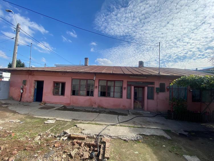 Teren cu Casa Demolabila Calea Giulesti cu deschidere Stradala