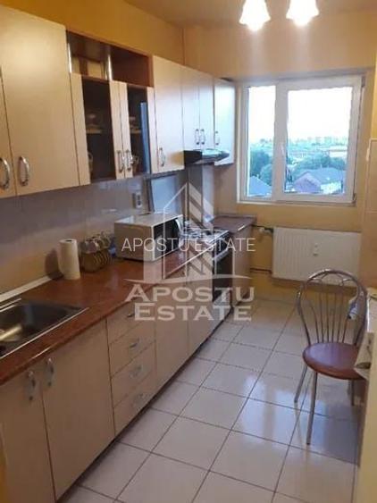 Apartament cu 2 camere,decomandat,in zona Intim. - 6