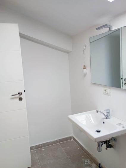 Vila Tunari str. Paris, 5 camere, curte 300 mp, 400 mp construiti