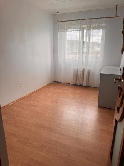 Apartament 3 camere, decomandat, in Db. Rotund