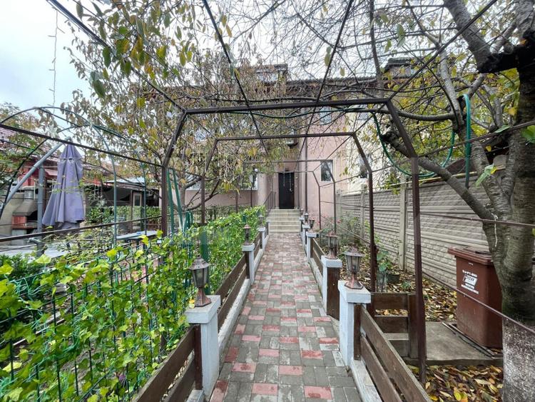 Oportunitate! Parte din duplex modern în regim P+M, teren de 400 mp,Semicentral