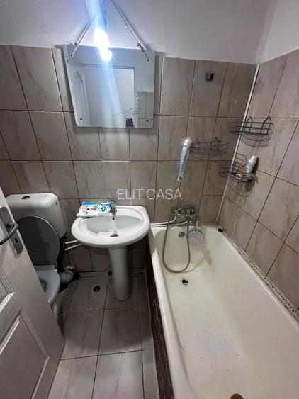 Apartament cu 2 camere, etajul 2/4, zona Alexandru cel Bun - 6