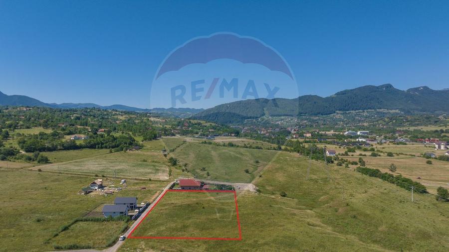 Teren Bran - Sohodol intrare 1050-4800mp
