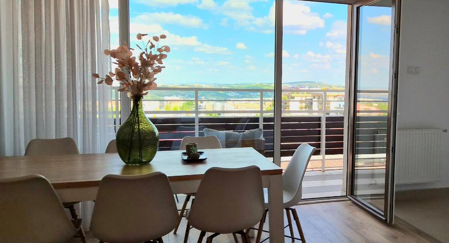 Penthouse renovat in Buna Ziua  cu panorama superba!
