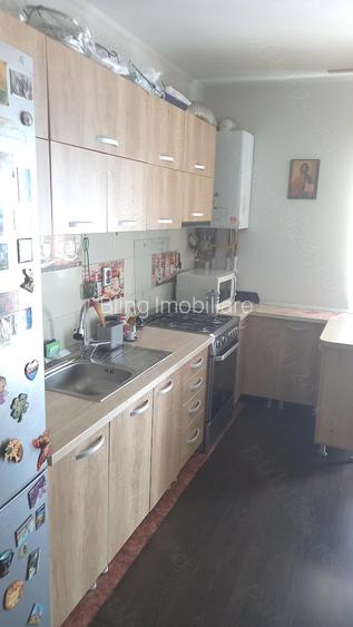 Apartament cu 2 camere, 42 mp, parcare, zona Stejarului - 3