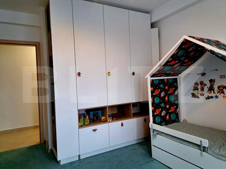 Apartament 3 camere, decomandat, 2 bai, mobilat si utilat complet, Tractorul