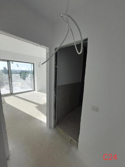 Apartament spatios cu 2 camere si 2 balcoane - SISESTI - NOU