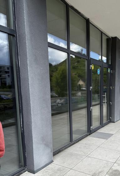 Spatiu comercial, alimentatie publica, 89 mp, Finisat,Eroilor,Floresti