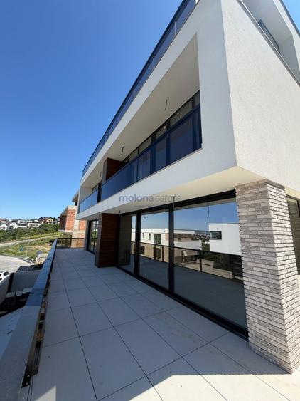 Duplex de vânzare în Europa 180 mp, str privata, Panoramă spre Cluj