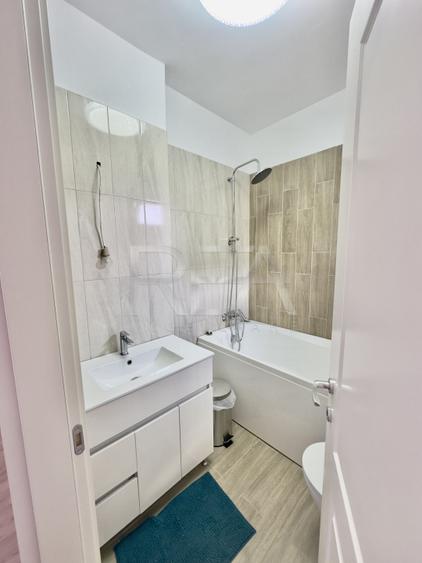 4 Camere Decomandat Mobilat Utilat Pod Constanta