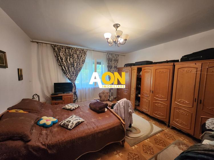 De vanzare casa 5 camere, 655mp teren, zona Cetate