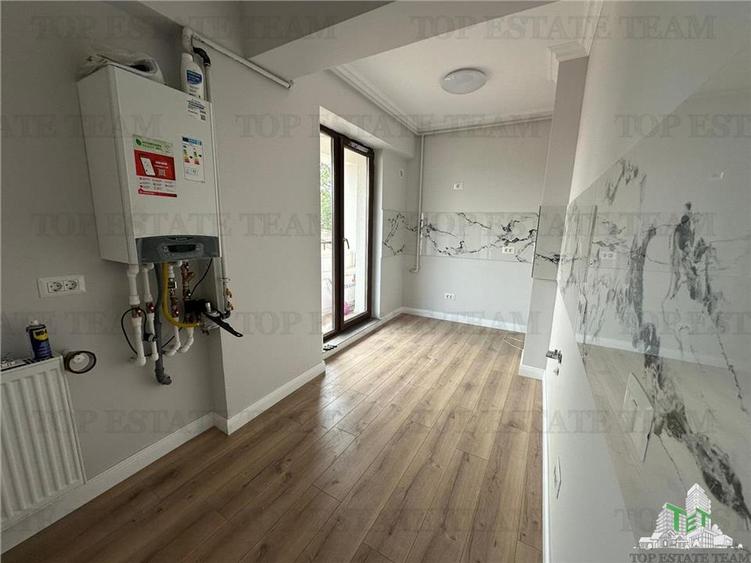 Apartament 2 camere de vanzare Damaroaia
