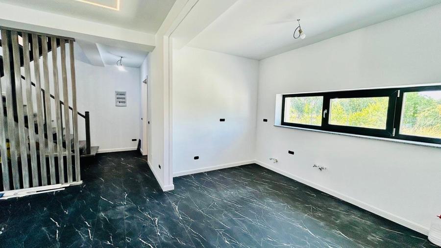 CASA 4 CAMERE | Corbeanca Ostratu | Vedere lac | Pompă de căldură |