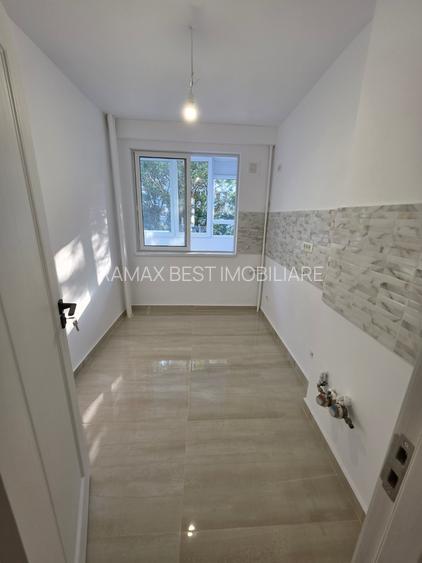 Baba Novac,1 0 minute metrou Dristor sau Piata Muncii, Sectia 12, 2 balcoane - 2