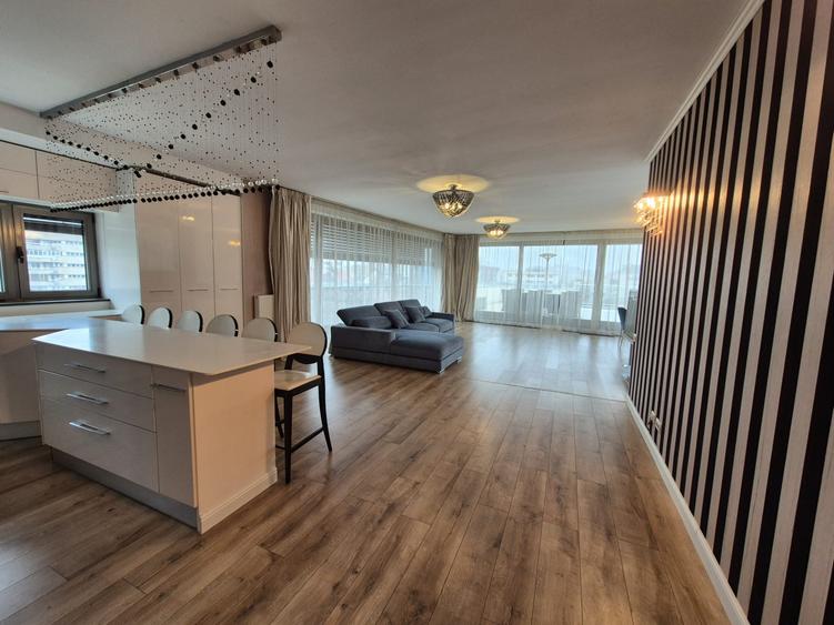 PENTHOUSE EXCLUSIVIST CU TERASĂ PANORAMICĂ ÎN CENTRUL CAPITALEI