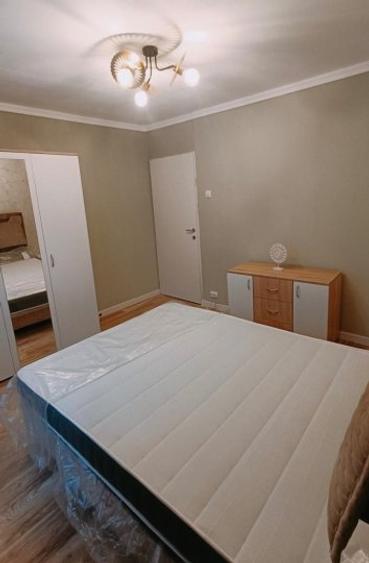 Inchiriere apartament 3 camere decomandat,Tineretului, langa Scoala 97, metrou,
