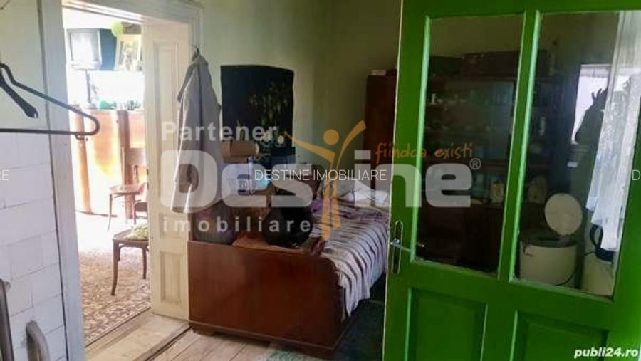 Vand casa ultracentrl Simeria din caramida acces de pe 2 strazi. - 5