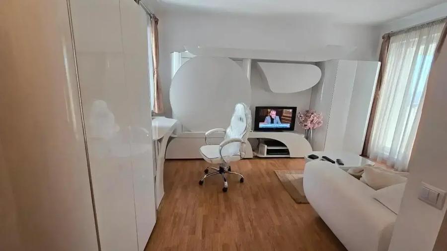13 SEPTEMBRIE GARSONIERA PREMIUM BLOC 2017