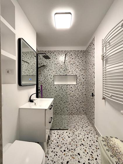 Vanzare apartament cochet cu 3 camere, renovat total, Drumul Taberei