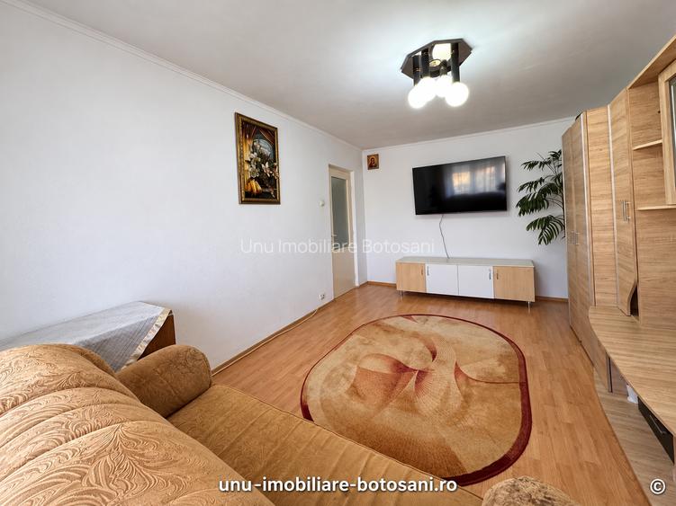 APARTAMENT 4 CAMERE - ETAJ 4 CU ȘARPANTĂ- ÎMPĂRATUL TRAIAN , LOC de PARCARE - 2