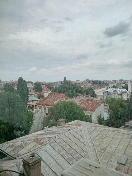 MEGA OCAZIE SE VAND 2 CORPURI DE CLADIRE CENTRAL CARTIERUL EVREIERSC BUCURESTI
