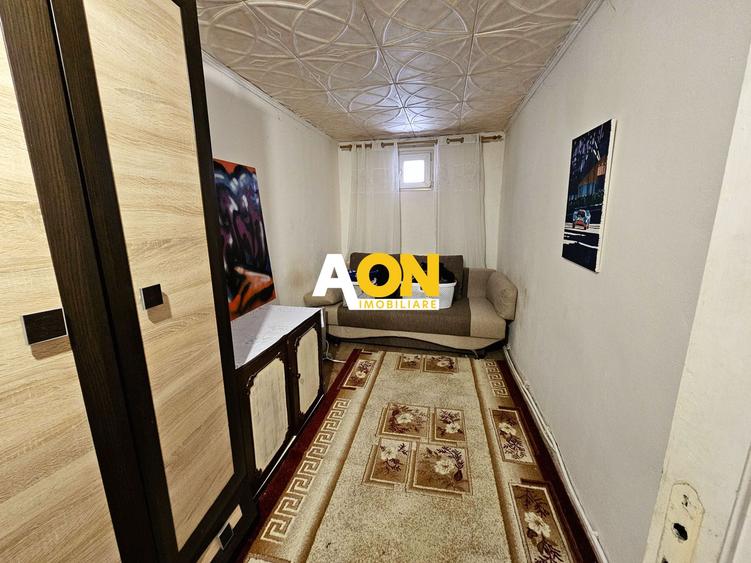 Casa locuibila cu 3 camere, cu pivnita, Cetate, zona Liceului Sportiv