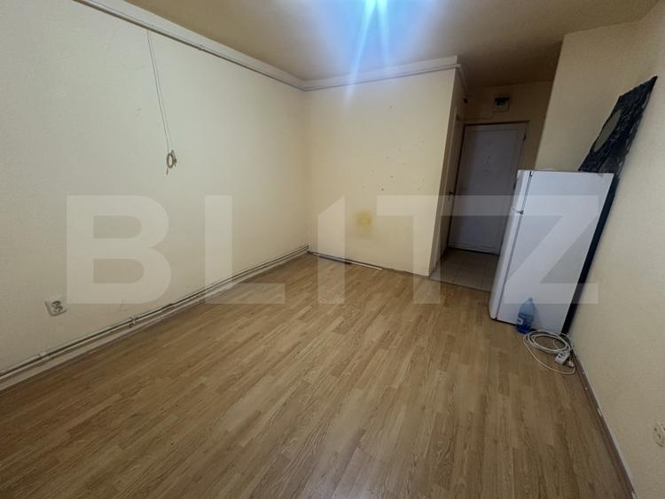 Garsoniera, 21.40 mp, zona Soarelui