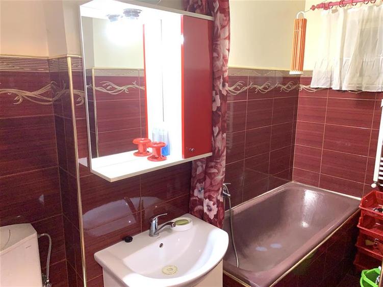RECO Oradea apartament 3 camere de inchiriat, gata de mutat.