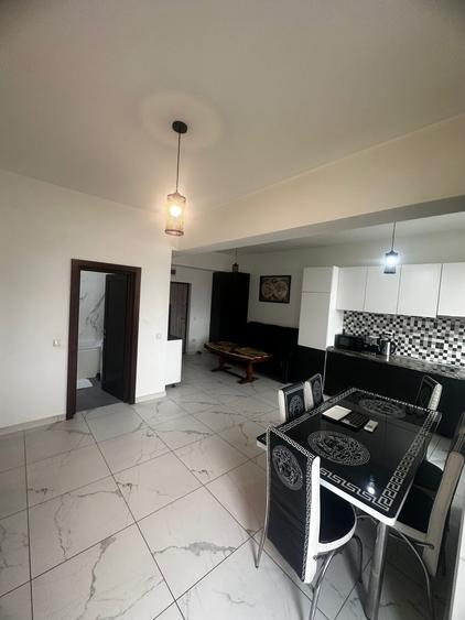 Apartament cu 3 camere, LOC DE PARCARE INCLUS, zona Canta