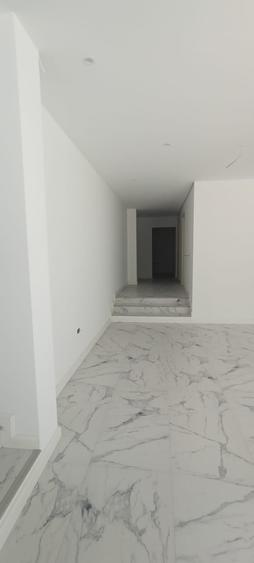 Apartament cu 3 camere/ Paulesti/ Gageni