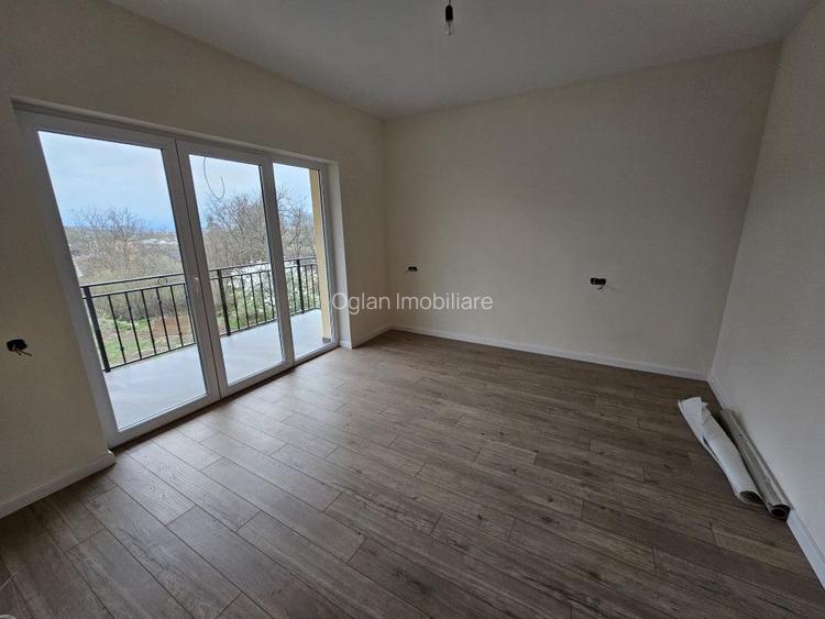 Casa/vila de inchiriat - 14