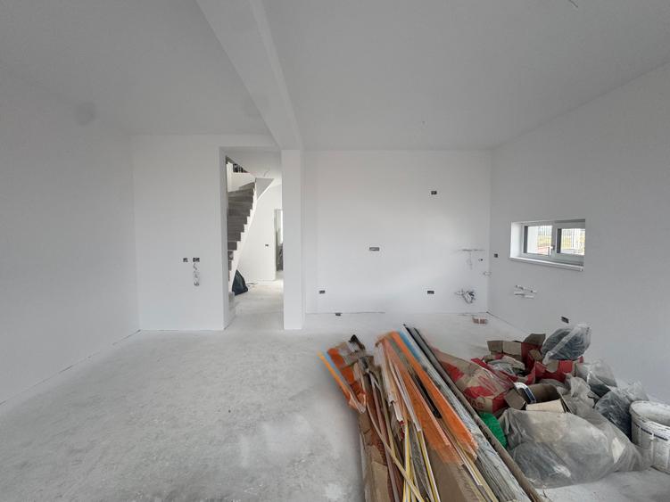 COMISION 0% | Casa cu panouri solare de 3,5 kw, în Mosnita Nouă