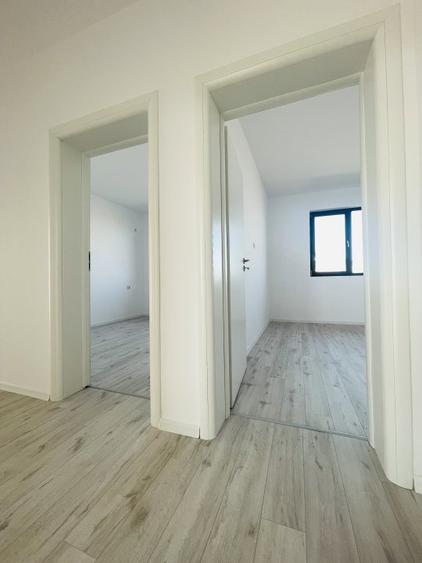 CASA INDIVIDUALA PE PARTER, CURTE 510 MP, PARCARE, SOS PIPERA-TUNARI