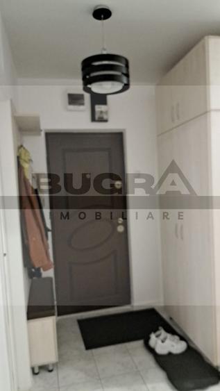 Apartament de 3 camere, decomandat, 65 mp, paracare, zona Piata Flora