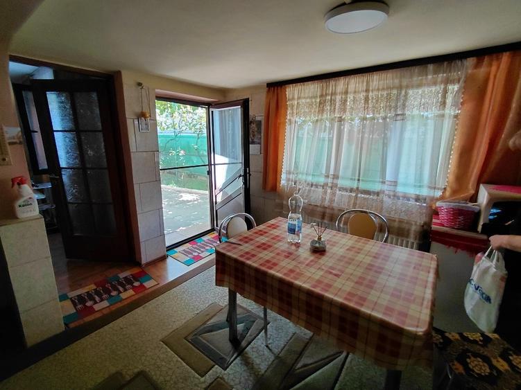 CASĂ RENOVATĂ DE VÂNZARE ÎN BLEJOI (PRAHOVA) + 500 MP TEREN - PRET: 83.000 EURO