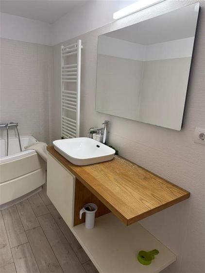 Apartament 3 Camere, Tractorul-Coresi