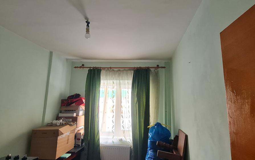 SC VIMAK IMOBILIARE vinde ap.3 camere Centrul Civic.