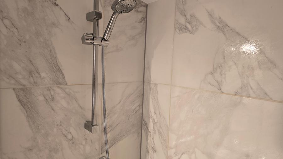 Vand apartament cu 2 camere in Deva, Dacia (Romanilor), etaj 1,